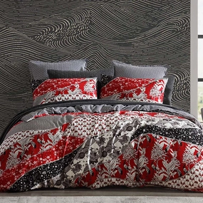 Maru Quilt Cover Set by Logan and Mason