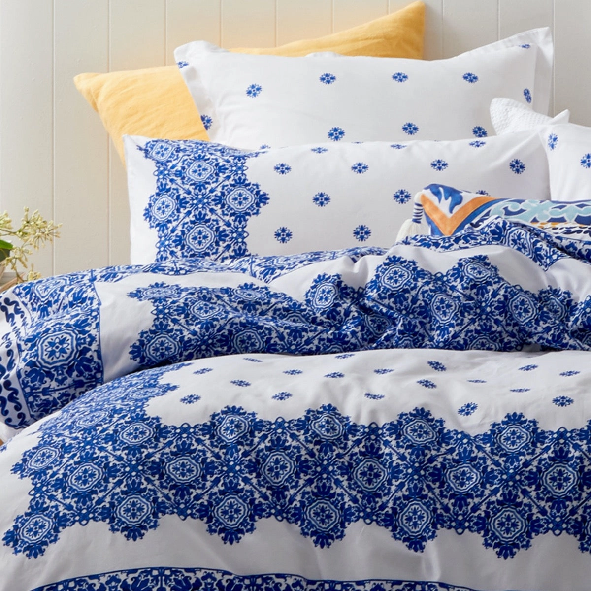 Palermo Navy Quilt Cover Set By Logan & Mason
